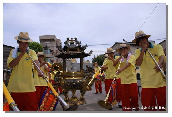 寶草青年型紳士帽/廟會紳士草帽 MIT製 咖啡/藍織帶 - 進香帽/廟會帽/陣頭帽/表演帽