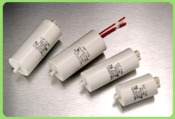 Ballast capacitor