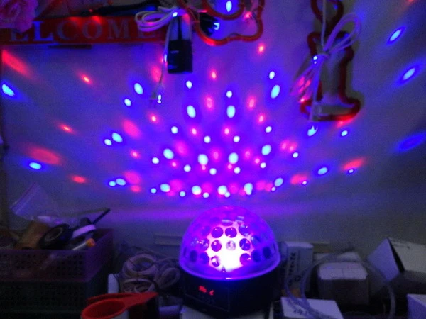 LED 水晶魔球