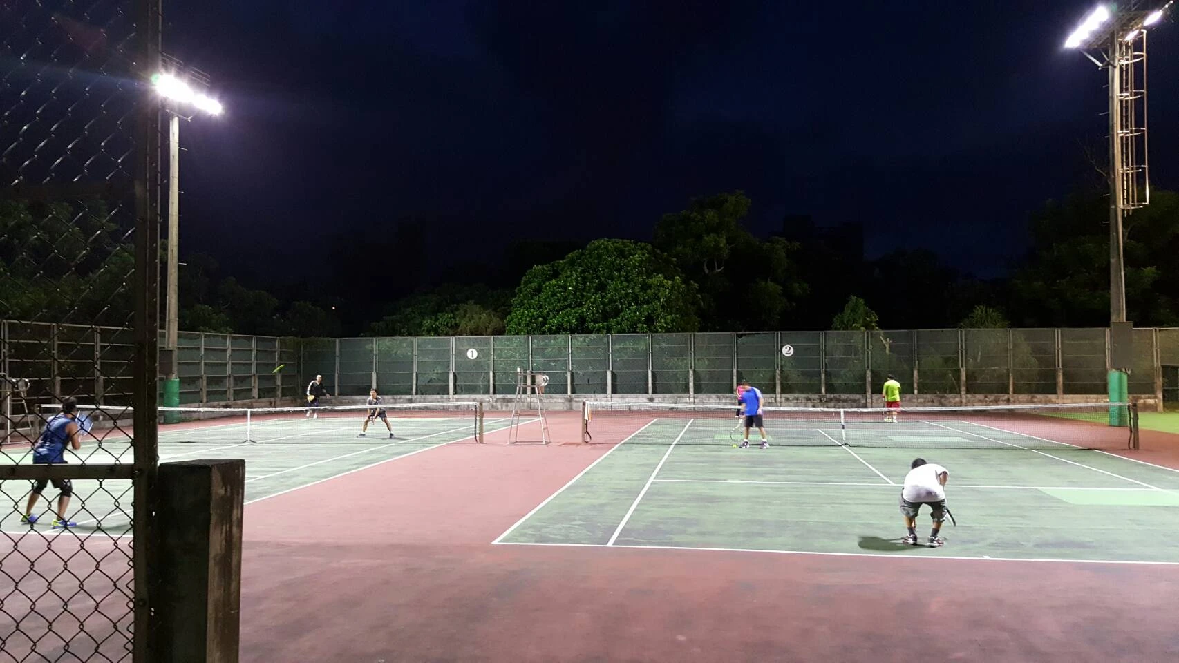 tennis court lighting