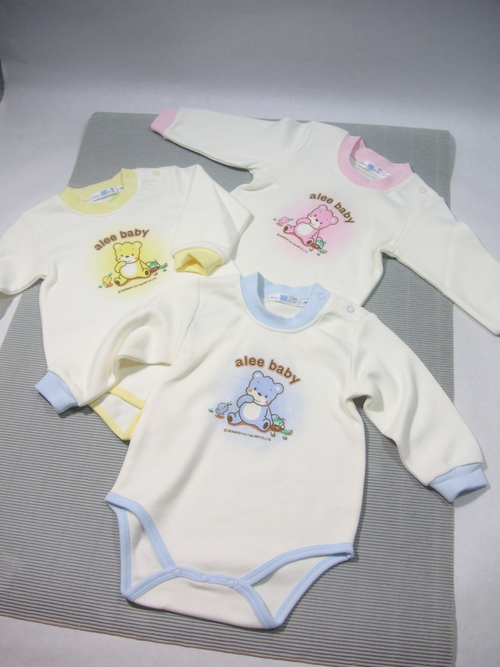 工廠直營嬰幼童服飾用品批發、銷售，代工生產從布料選擇到成品包裝出貨，交期快、品質佳