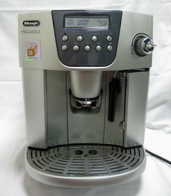 DeLonghi ESAM4400 全自動咖啡機