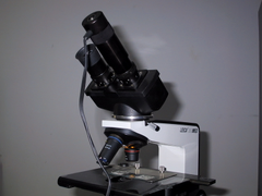 連接顯微鏡使用示意圖